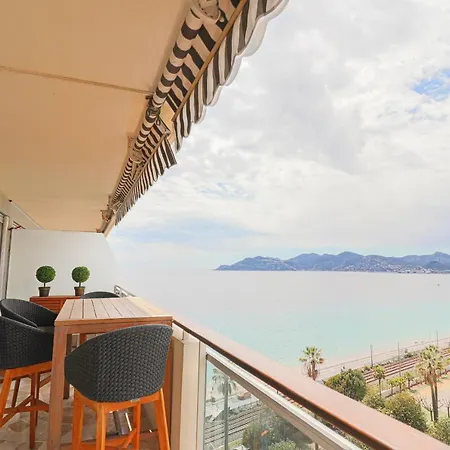 Le Mediterraneen - Renovated With Sea View