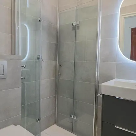 Le Mediterraneen - Renovated With Sea View Lejlighed Cannes